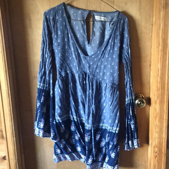 Dress - Picture 1 of 2